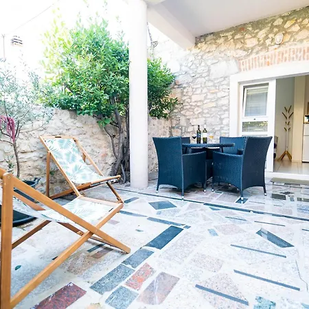 Apartment Nevenka Zadar Exterior photo